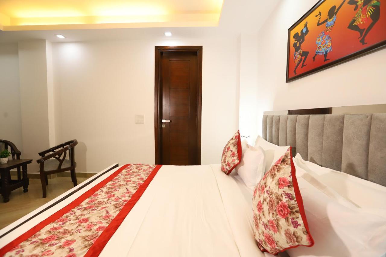 Hotel Nature View Green Park Metro Couple Friendly 뉴델리 외부 사진