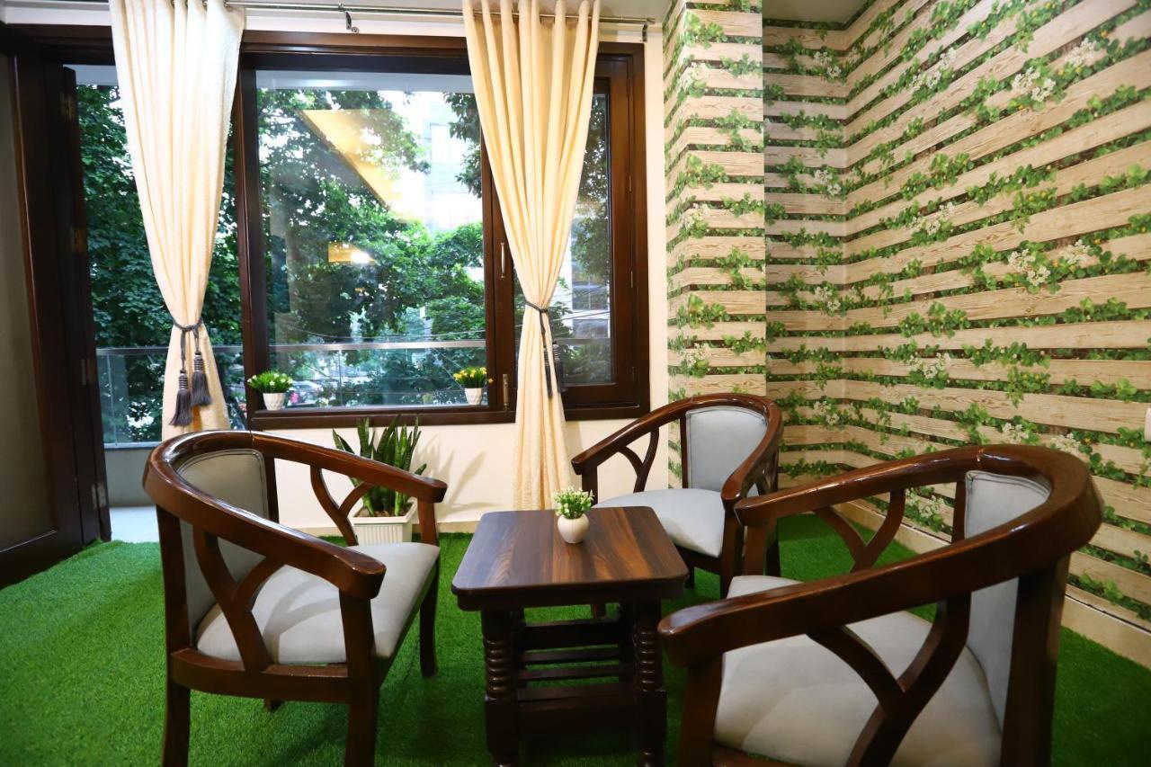 Hotel Nature View Green Park Metro Couple Friendly 뉴델리 외부 사진