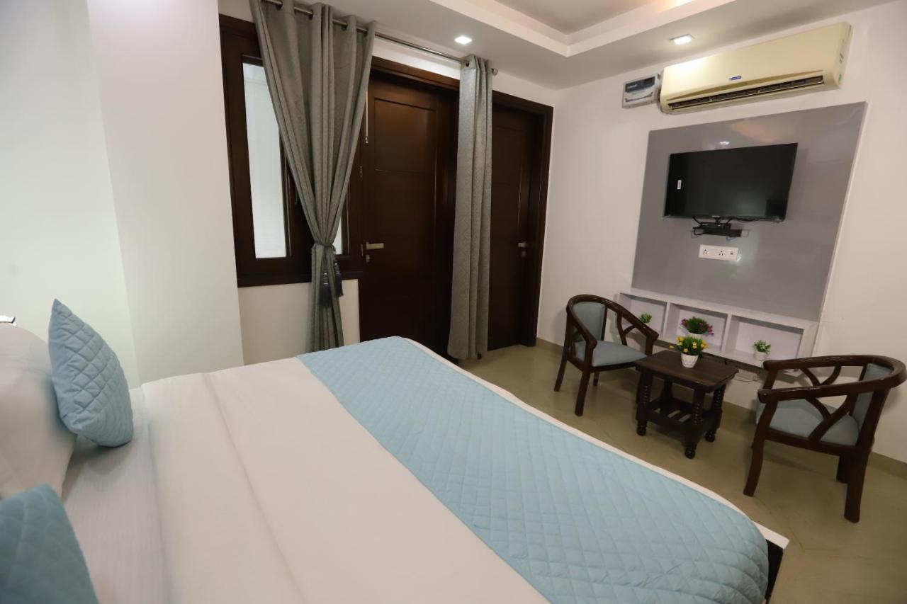 Hotel Nature View Green Park Metro Couple Friendly 뉴델리 외부 사진