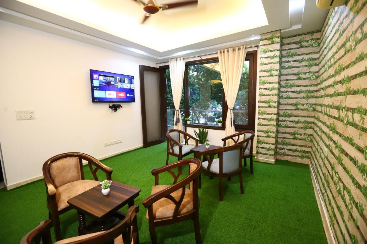 Hotel Nature View Green Park Metro Couple Friendly 뉴델리 외부 사진
